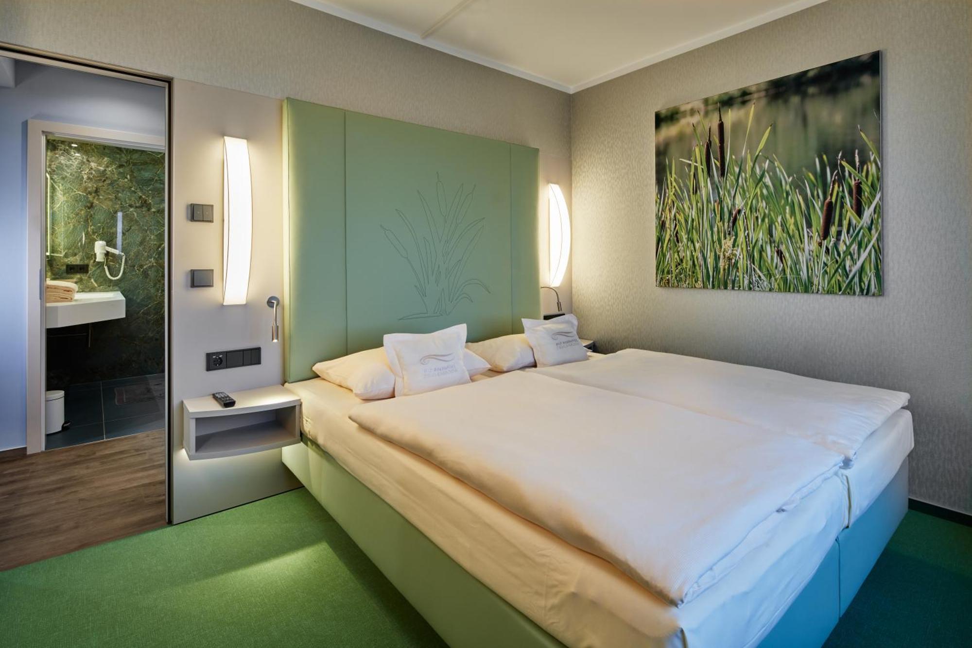 Bio-Seehotel Zeulenroda エクステリア 写真