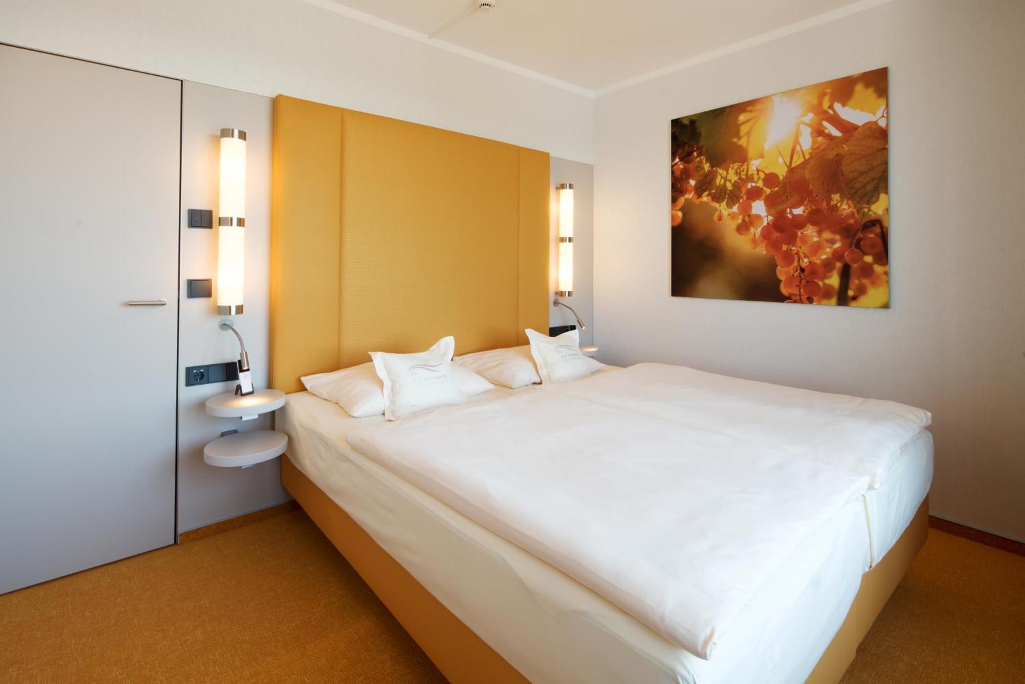 Bio-Seehotel Zeulenroda エクステリア 写真