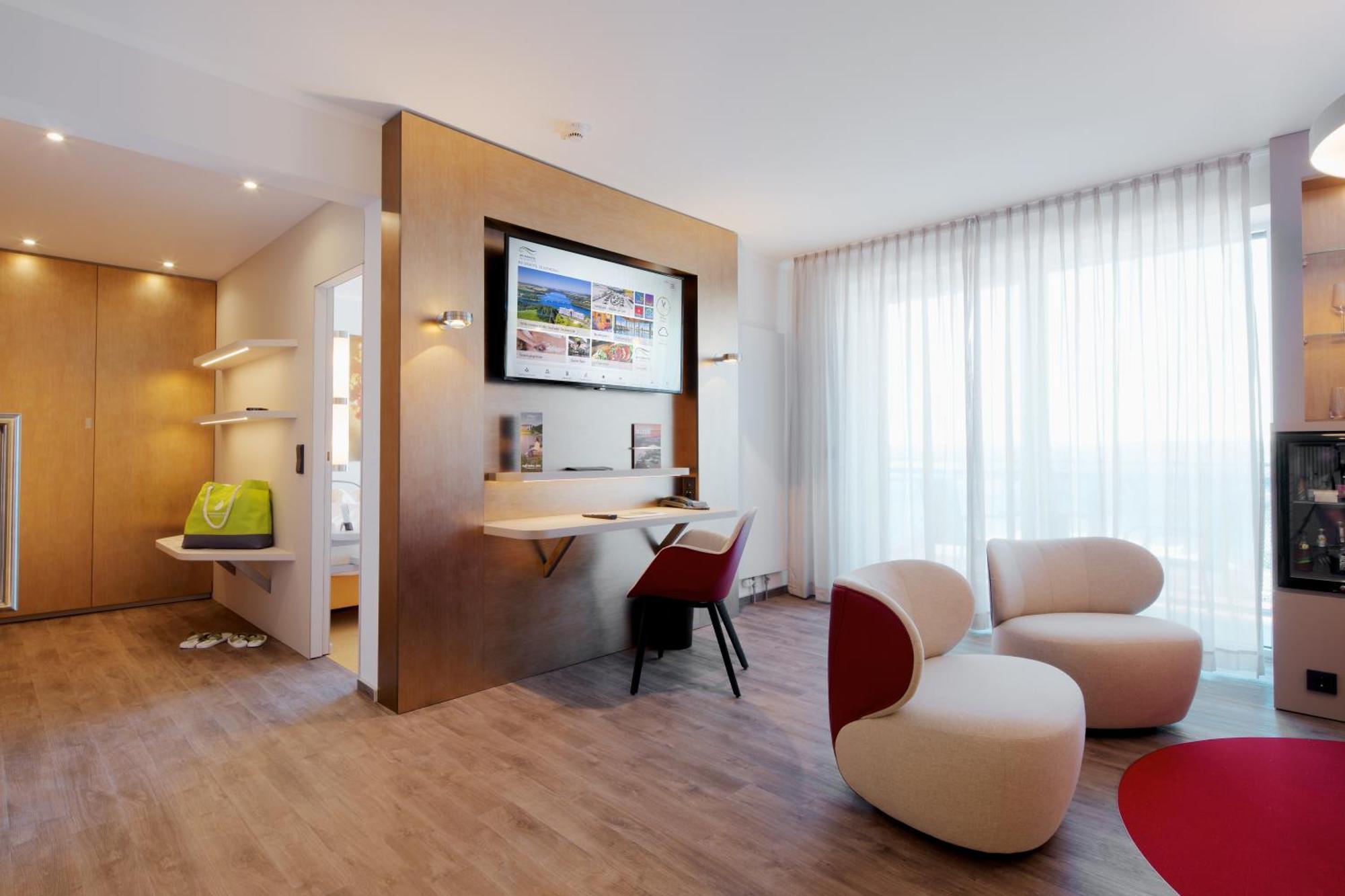 Bio-Seehotel Zeulenroda エクステリア 写真