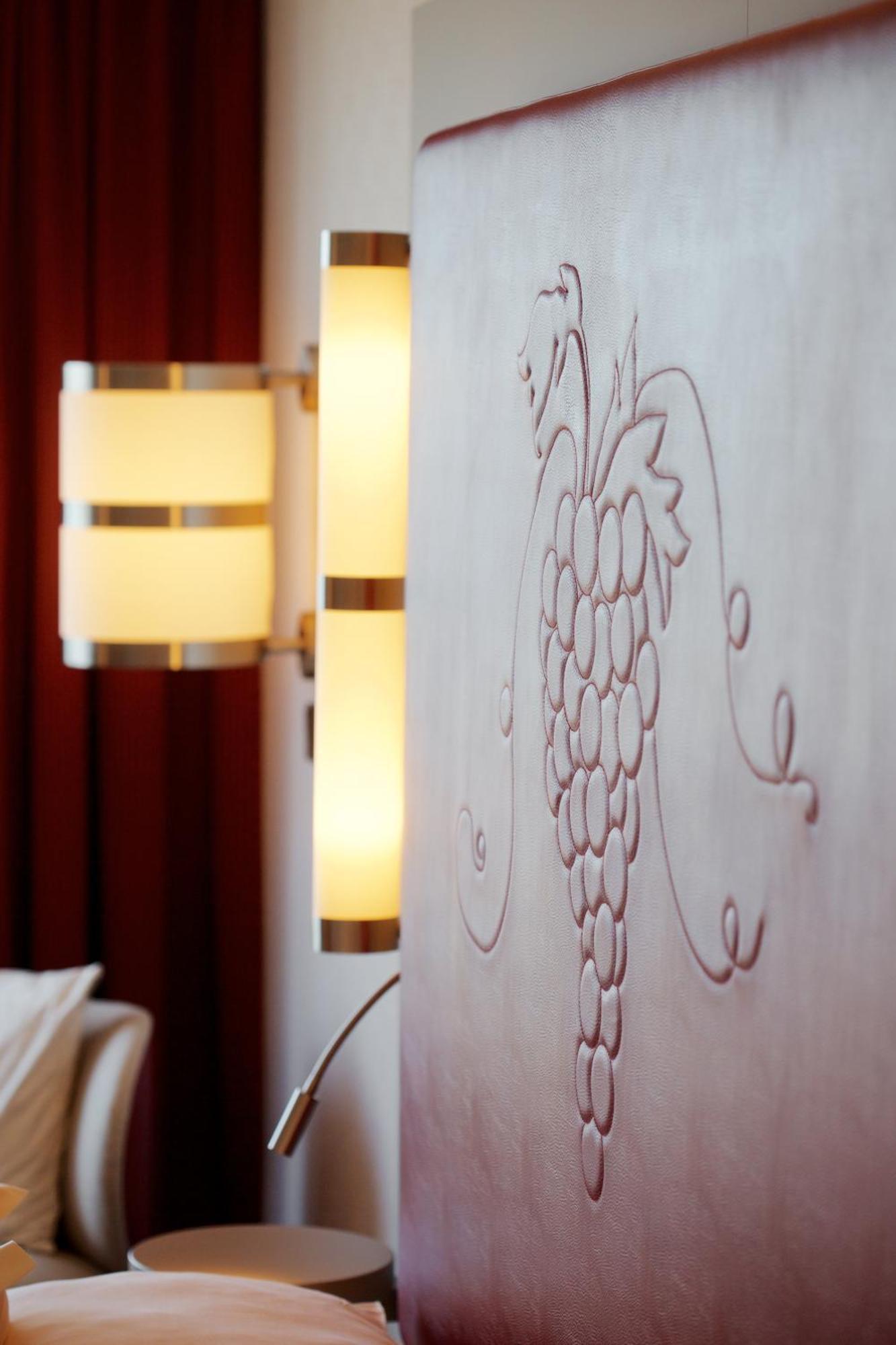 Bio-Seehotel Zeulenroda エクステリア 写真