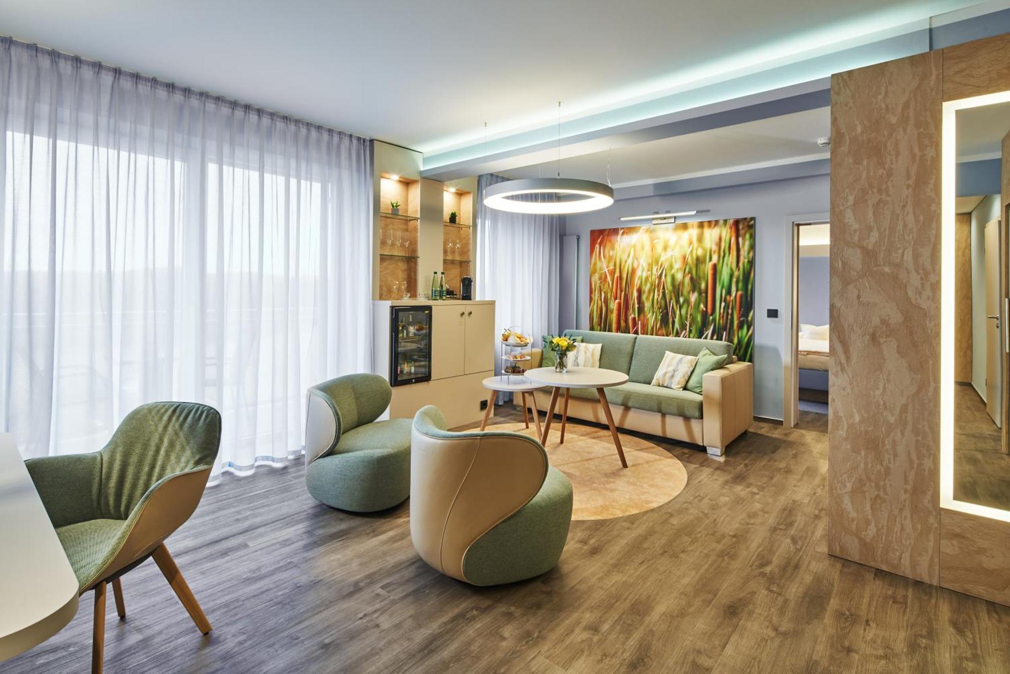 Bio-Seehotel Zeulenroda エクステリア 写真